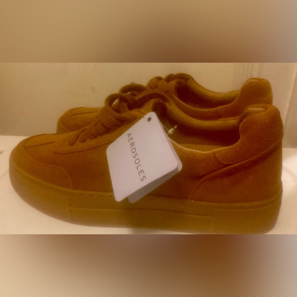 Womens Aerosoles Bramston Lightweight Suede Fashion Sneakers Size 8 NWT